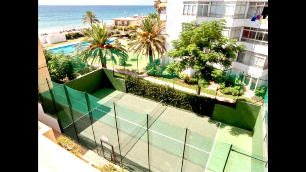 Beachfront Apartment In La Cala De Mijas Exterior photo